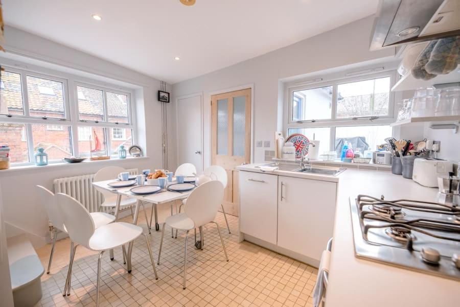 6 West Lane In Aldeburgh - Beautiful Cottage Near High Street Exterior foto